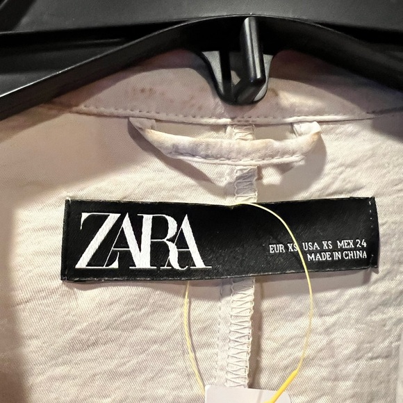 Zara Women's Light Tan Trench Coat - Picture 2 of 4